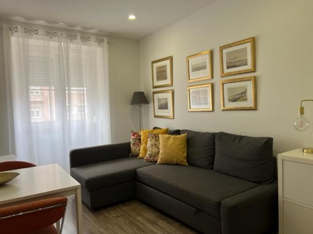 Fantastic 1 Bedroom Apartment At Roma Avenue - 1B Лісабон Екстер'єр фото